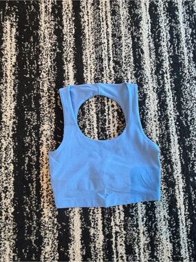 Beyond Yoga Periwinkle Crop Tank with Circular Back Cutout